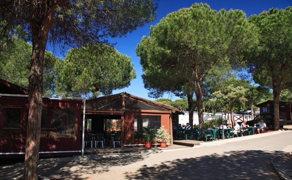 Complejo Turistico & Camping Cabopino Marbella Buitenkant foto